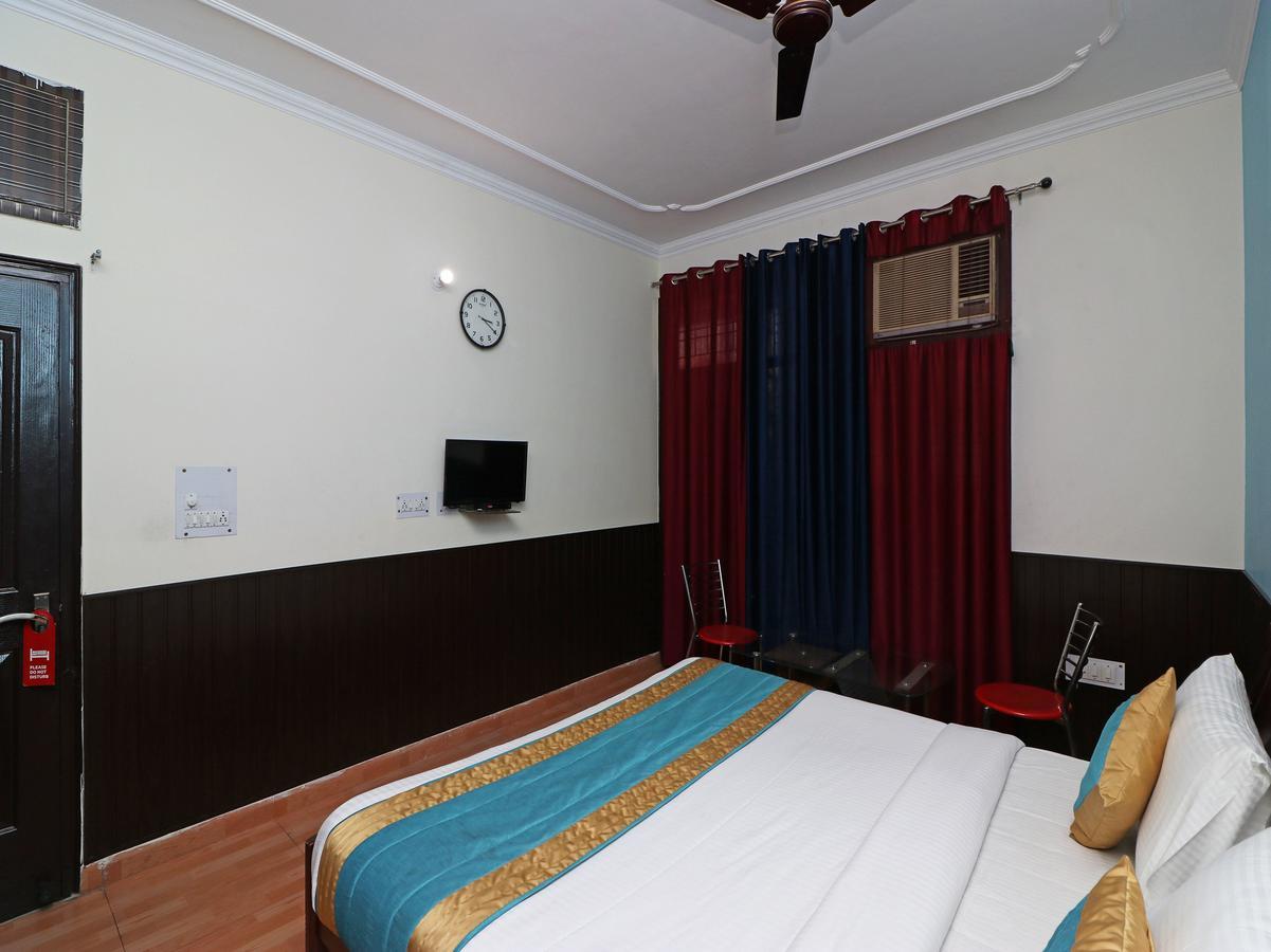 The Abodes House Hotel Грейтър Нойда Екстериор снимка