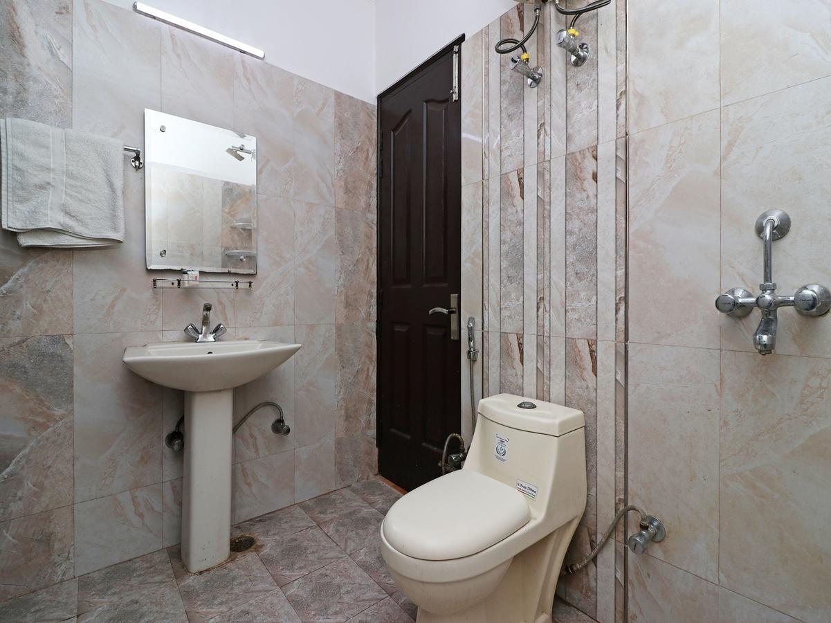 The Abodes House Hotel Грейтър Нойда Екстериор снимка